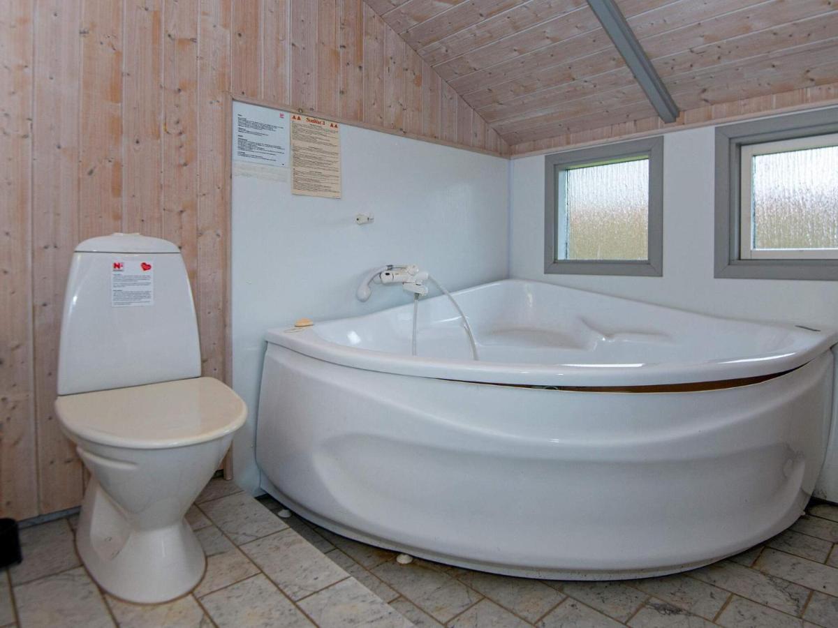 Four-Bedroom Holiday Home In Sydals 4 Viboge Exterior photo